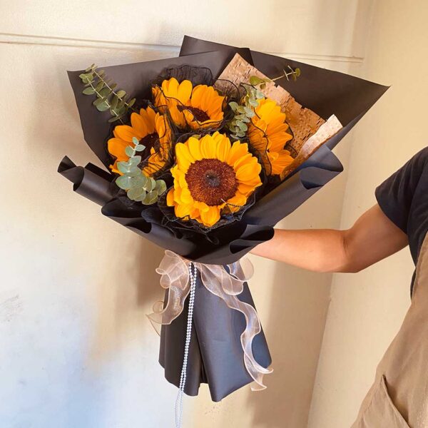 Blackgira Bouquet - Imagen 4