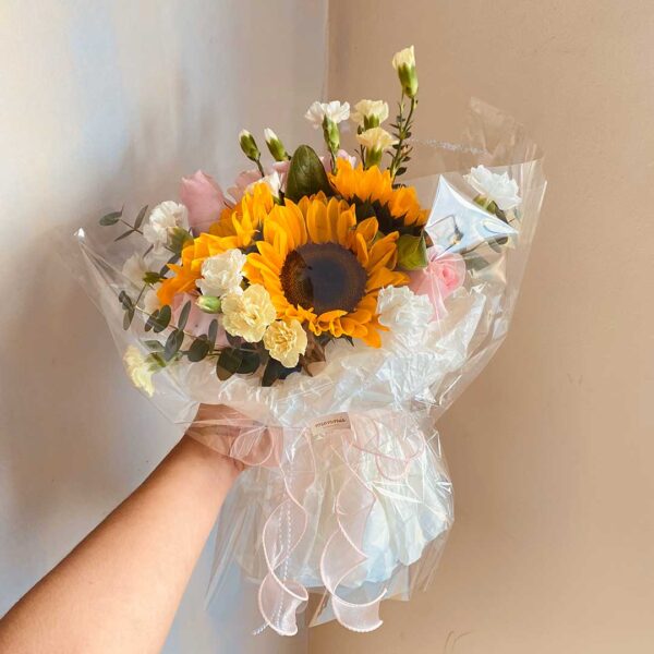 Cloudy Bouquet - Imagen 2