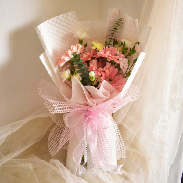 Sweet Gerbera bouquet