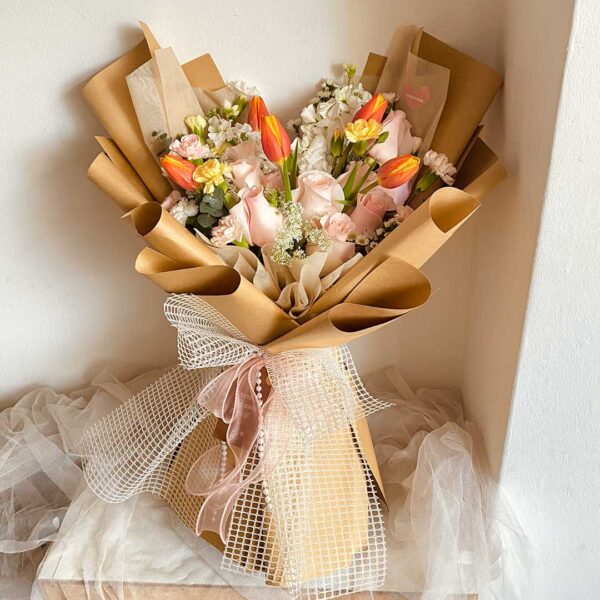 Roses and Tulip bouquet