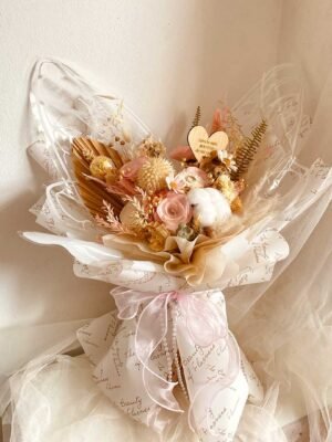 erdahdza Fly dried pink bouquet