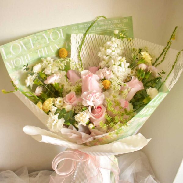 Fairy garden bouquet - Imagen 3