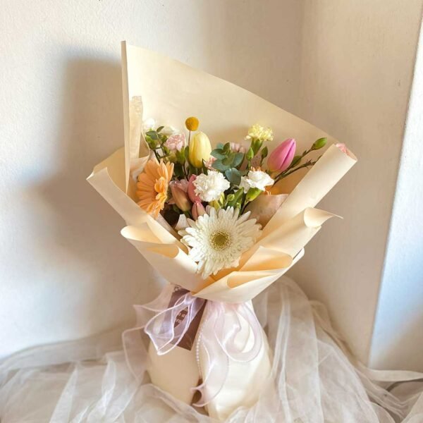 srefe Flooverish Tulip Bouquet