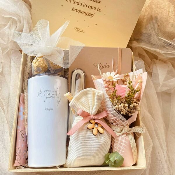 htrhyrthdh Birthday Beige Boxi