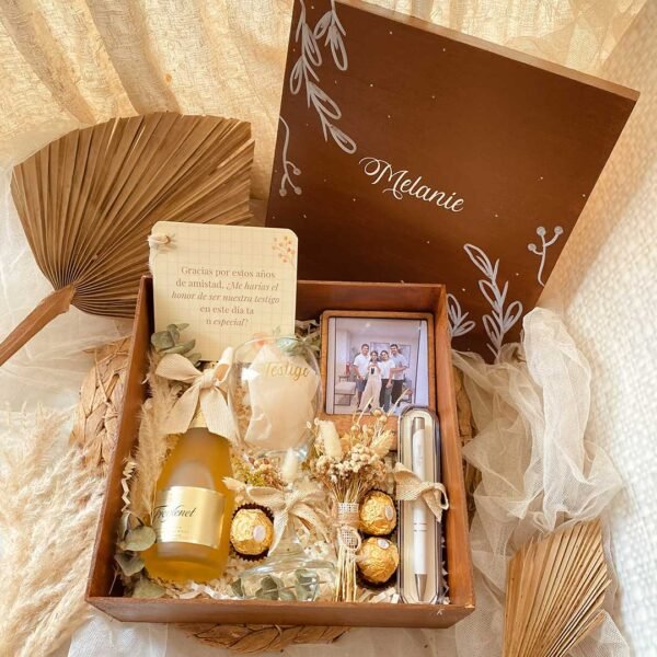 fhhr Vintage Sweet Box