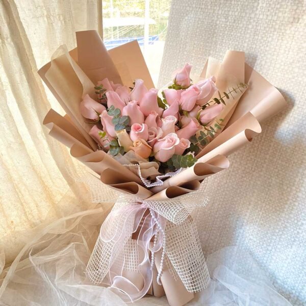 hrhr Romantic Pink Bouquet