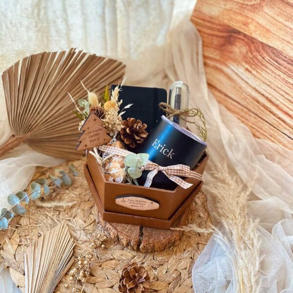 hyrsw Hexagonal Nogal Xmas