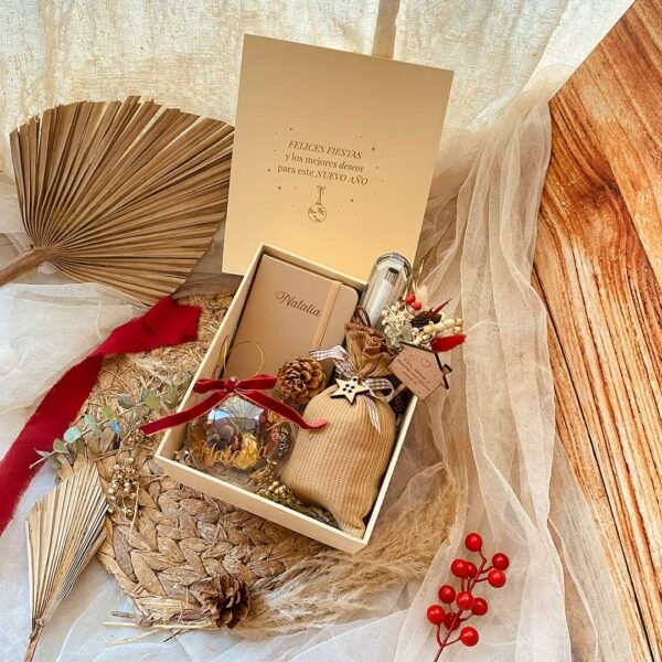 t4t5t Peace Xmas Box