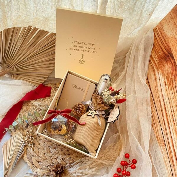 tetet Peace Xmas Box