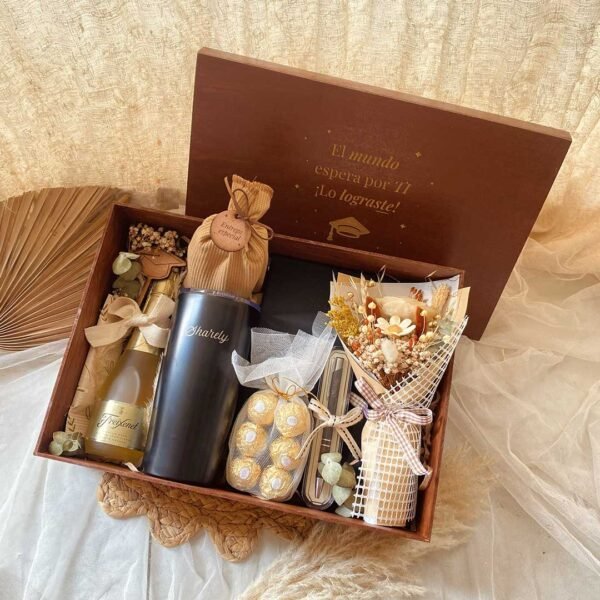 Celebrate Nogal Boxi