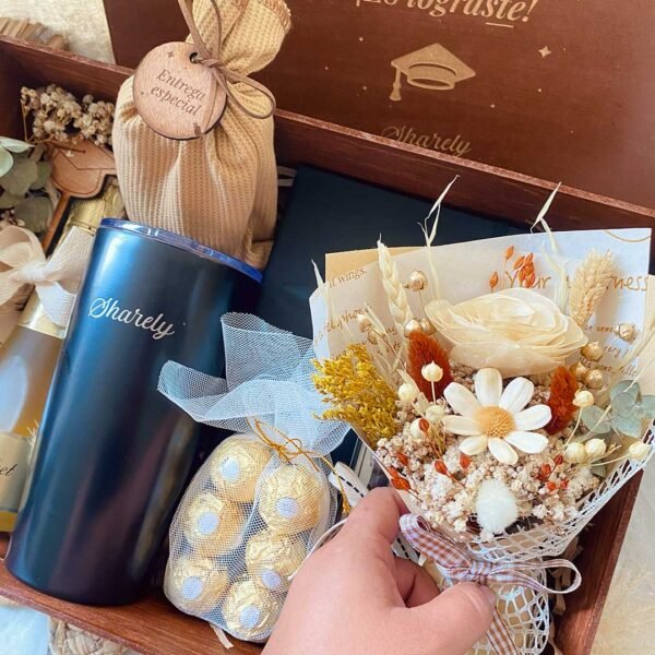 Celebrate Nogal Boxi