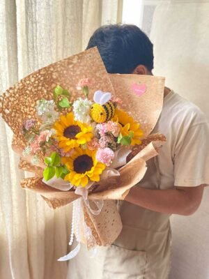Bee Gira Bouquet